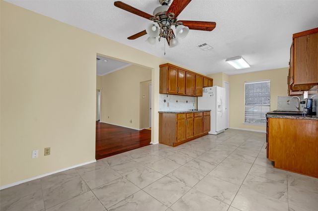 5121 Wood Creek Lane, Garland, TX 75044