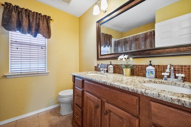 232 Touchdown Drive, Irving, TX 75063