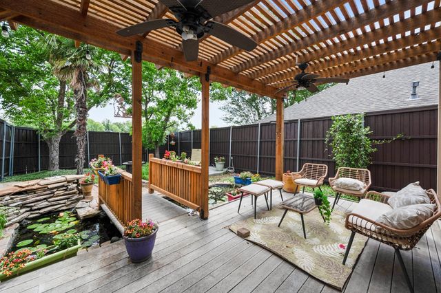 232 Touchdown Drive, Irving, TX 75063