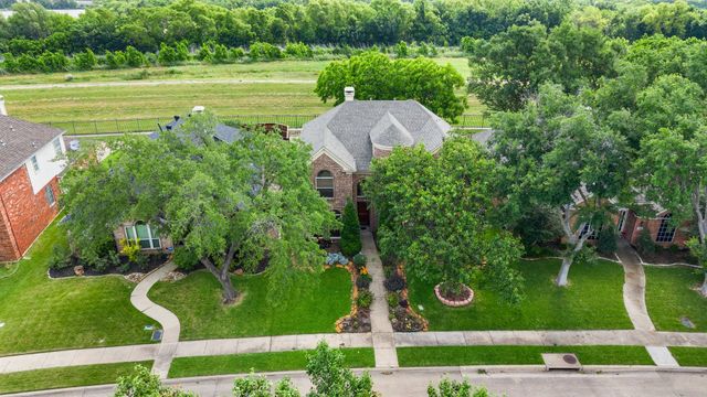 232 Touchdown Drive, Irving, TX 75063