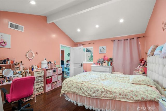 1338 Oahu, West Covina, CA 91792