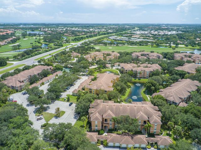 5095 Fairways Circle 102, Vero Beach, FL 32967