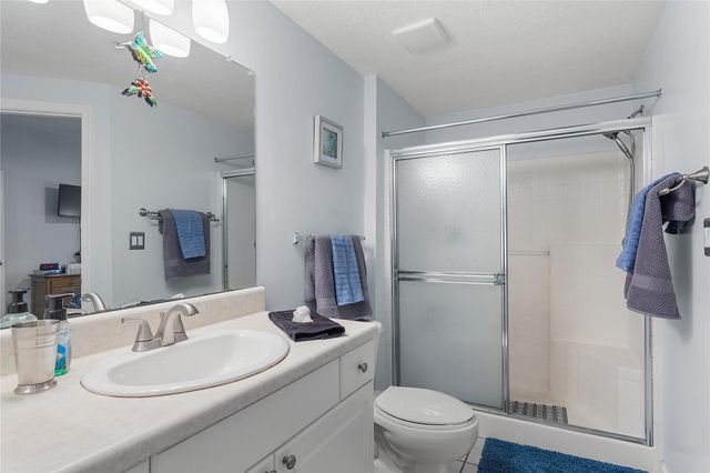 5095 Fairways Circle 102, Vero Beach, FL 32967