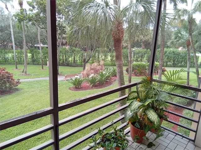 1400 St Charles Place 201, Pembroke Pines, FL 33026
