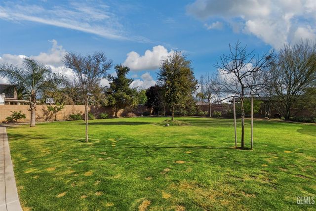 16349 Coastal Court, Bakersfield, CA 93314