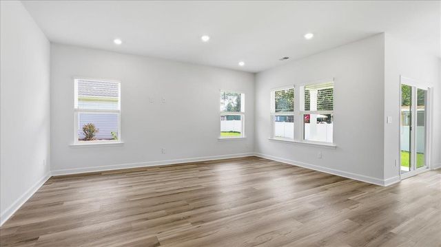 213 Evergreen St., Longs, SC 29568