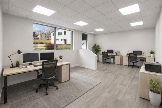 407 W Jefferson Street E, Joliet, IL 60435