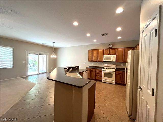 2527 Stardust Valley Drive, Henderson, NV 89044