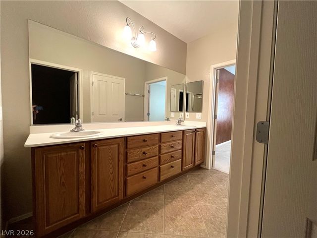 2527 Stardust Valley Drive, Henderson, NV 89044