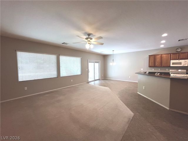 2527 Stardust Valley Drive, Henderson, NV 89044