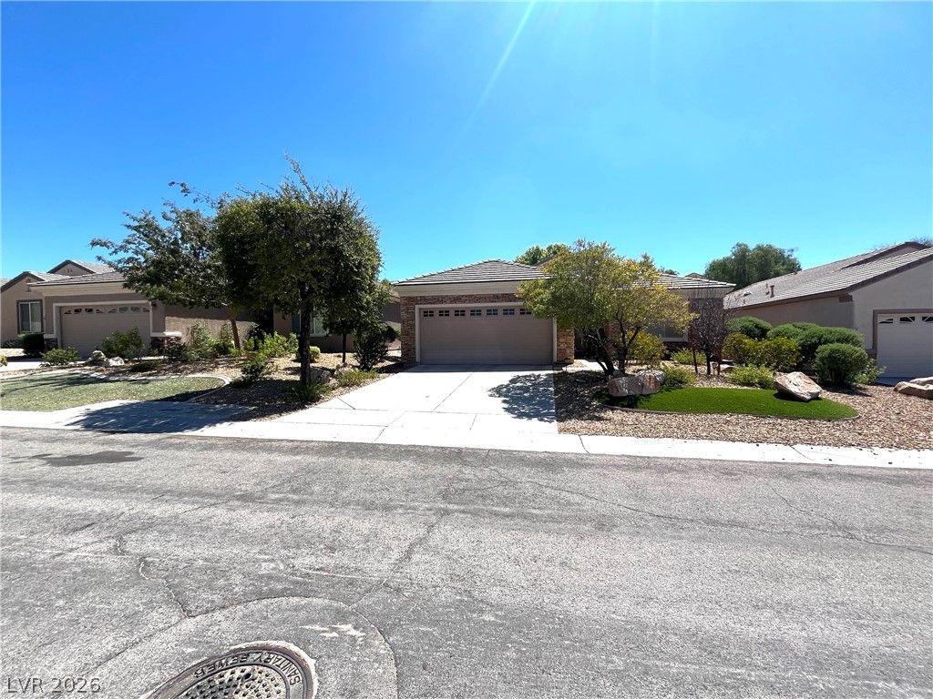 2527 Stardust Valley Drive, Henderson, NV 89044