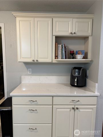 5726 99th Street Ct E, Puyallup, WA 98373