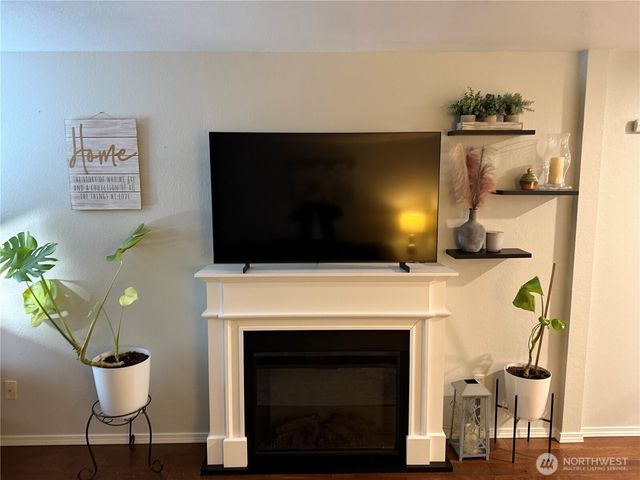 5726 99th Street Ct E, Puyallup, WA 98373