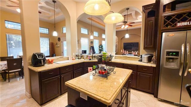 2802 Orange Street, Mission, TX 78574