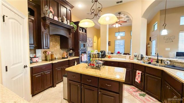 2802 Orange Street, Mission, TX 78574