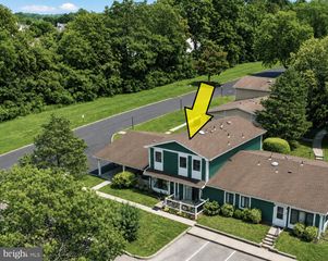 64 WOODWAY DR, West Deptford, NJ 08066