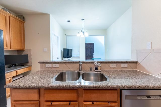 10526 Willow Park View, Houston, TX 77070