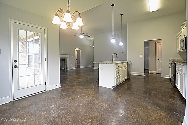 3332 Magnolia Bloom Drive, Hernando, MS 38632