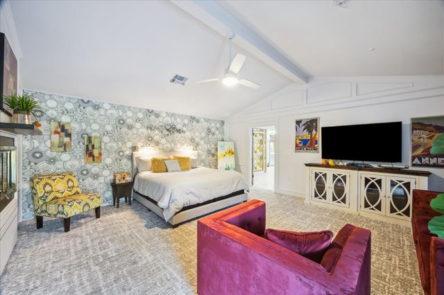 1717 S Columbia Drive, West Columbia, TX 77486