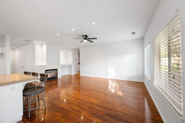 2526 River Cove Dr, Riverbank, CA 95367