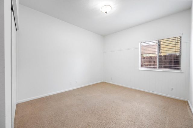 2526 River Cove Dr, Riverbank, CA 95367