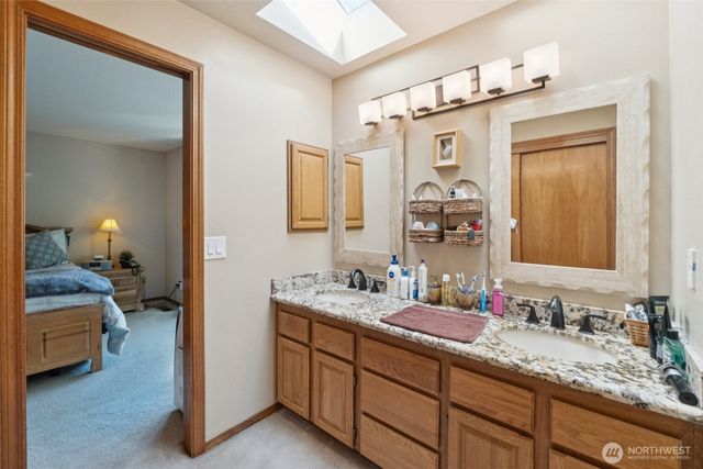 28820 52nd PL S, Auburn, WA 98001