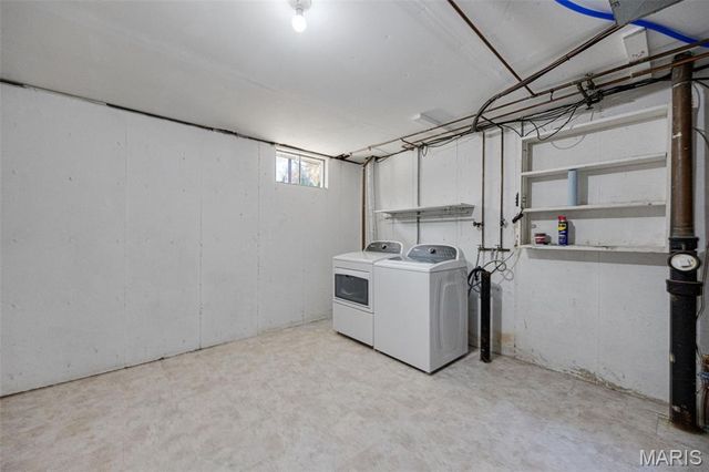 2411 Dordogne Drive, Maryland Heights, MO 63043