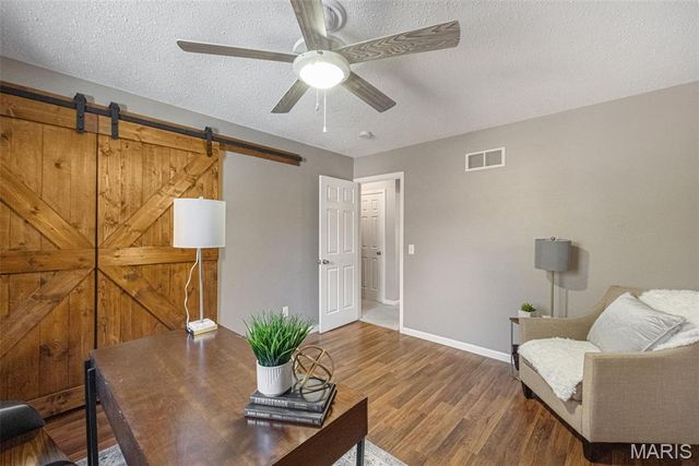 2411 Dordogne Drive, Maryland Heights, MO 63043