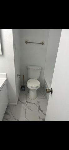 700 Thicket Lane Lane 910, Houston, TX 77079