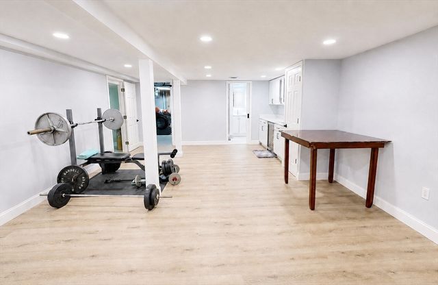 1116 Old Connecticut Path, Framingham, MA 01701