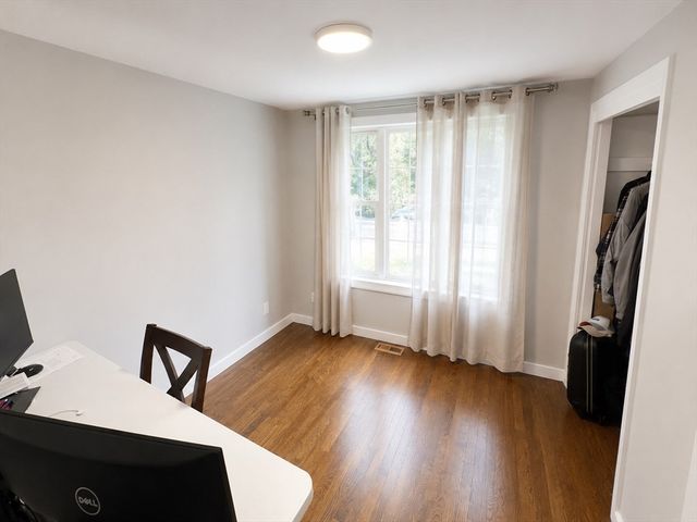 1116 Old Connecticut Path, Framingham, MA 01701