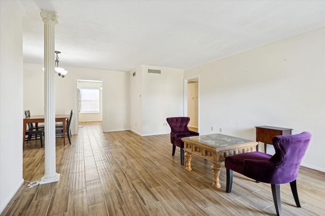 7600 Burgoyne Road 152, Houston, TX 77063