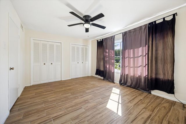 7600 Burgoyne Road 152, Houston, TX 77063