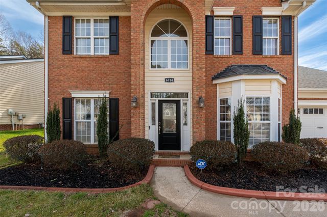 6714 Reedy Creek Road, Charlotte, NC 28215