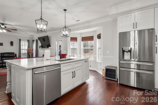 6714 Reedy Creek Road, Charlotte, NC 28215