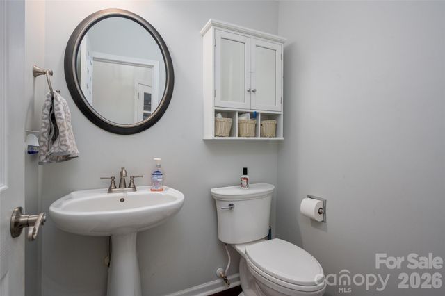 6714 Reedy Creek Road, Charlotte, NC 28215