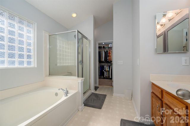 6714 Reedy Creek Road, Charlotte, NC 28215