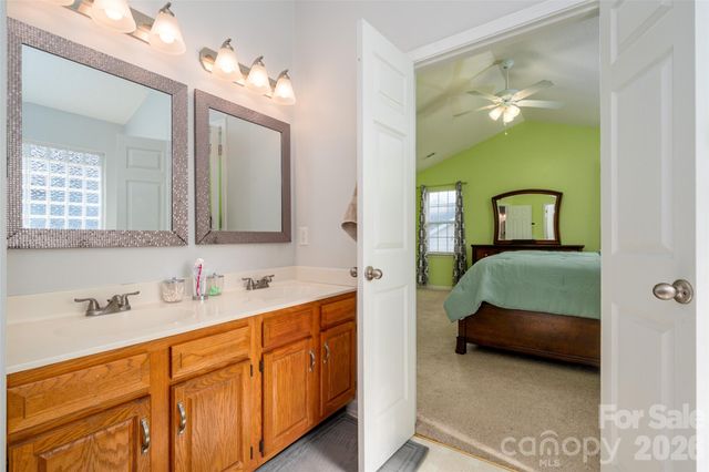 6714 Reedy Creek Road, Charlotte, NC 28215