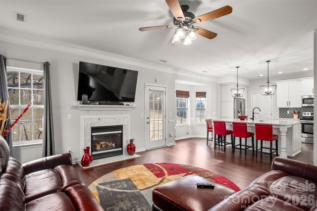 6714 Reedy Creek Road, Charlotte, NC 28215