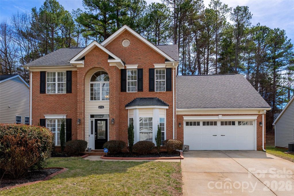 6714 Reedy Creek Road, Charlotte, NC 28215