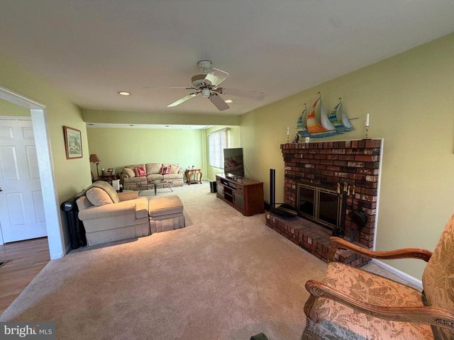 91 KINO BLVD, Hamilton, NJ 08619