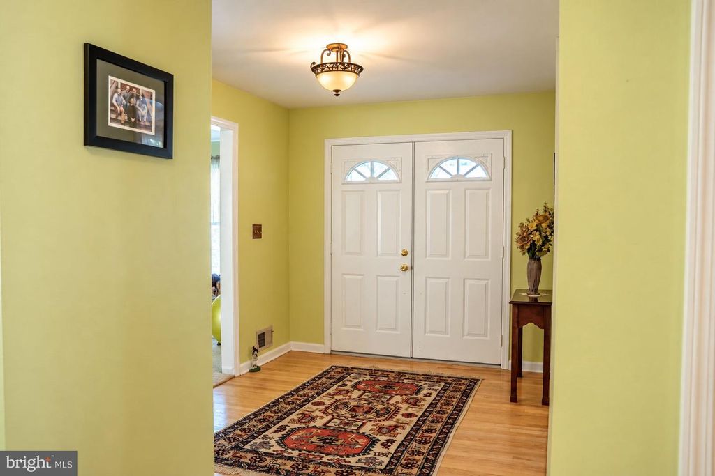 91 KINO BLVD, HAMILTON, NJ 08619 — photo 4