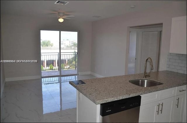 555 E Dania Beach Boulevard 5, Dania Beach, FL 33004