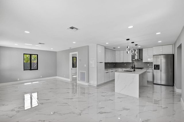 3192 Riddle Road, West Palm Beach, FL 33406