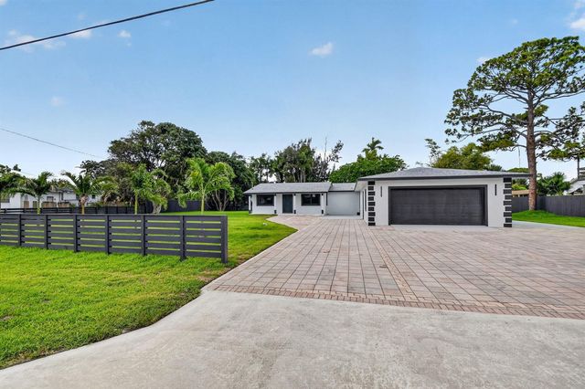 3192 Riddle Road, West Palm Beach, FL 33406