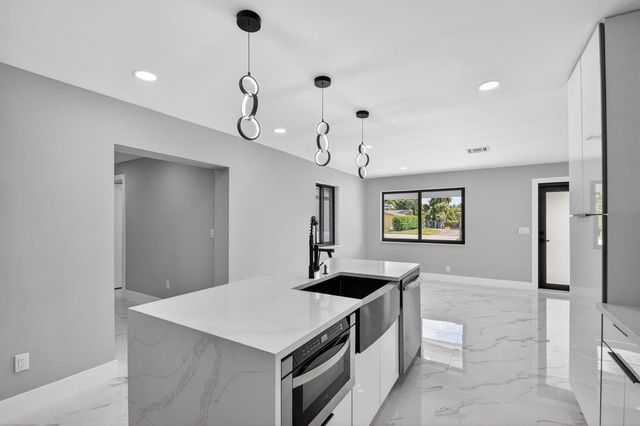 3192 Riddle Road, West Palm Beach, FL 33406