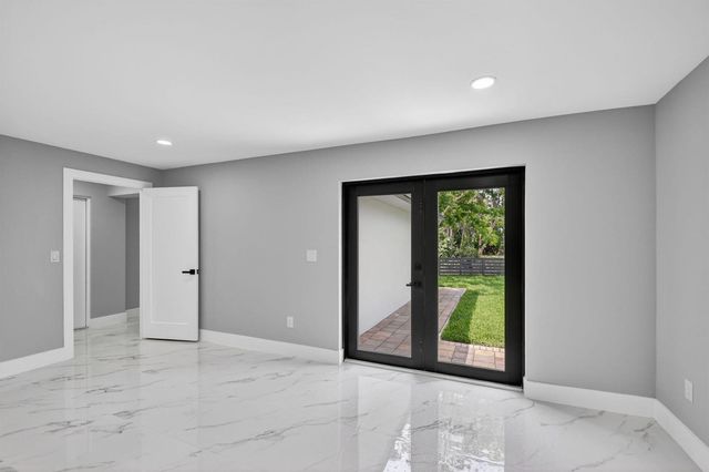 3192 Riddle Road, West Palm Beach, FL 33406