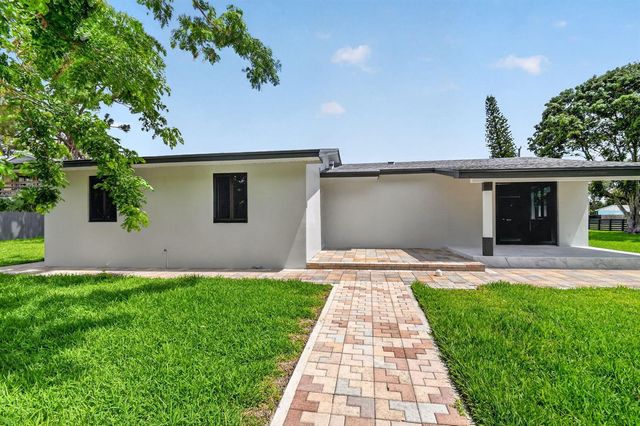 3192 Riddle Road, West Palm Beach, FL 33406
