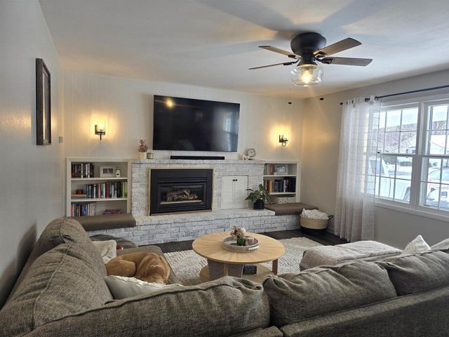 1719 S SEMINOLE ROAD, Appleton, WI 54914