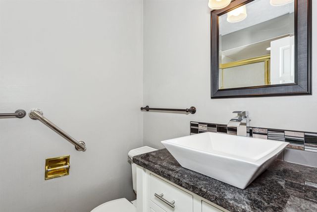 26 E Via Roma, Wichita, KS 67230